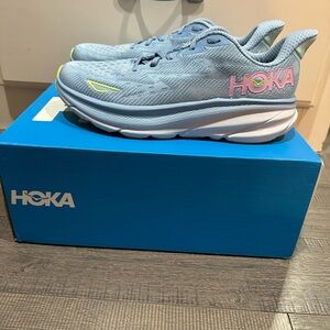 HOKA CLIFTON 9 WOMEN’S TENNIS SHOES